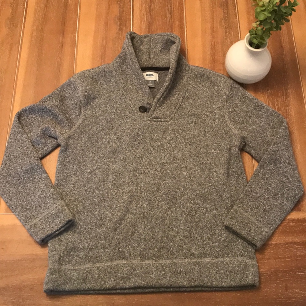 💙 Boys Old Navy Sweater
